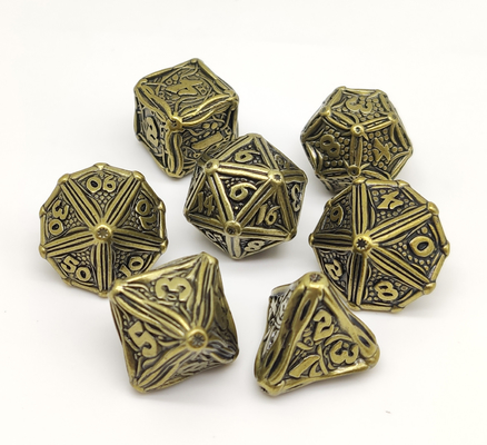 L'or a plaqué le métal réglé de matrices extérieures de RPG polyèdre pour le marteau et le Yahtzee