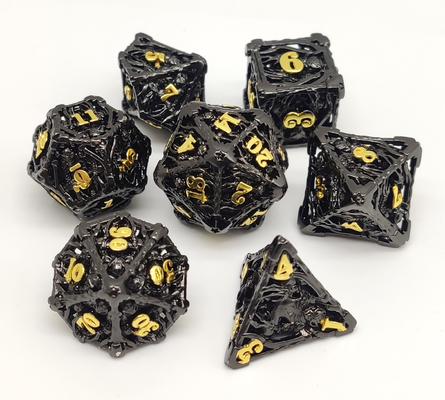 La main pratique d'ensemble de matrices en métal RPG a poli pour le jeu de DND et de MTG