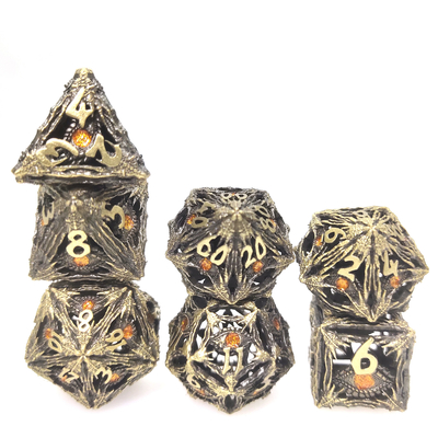 Le versement polyèdre en vrac de main de matrices a placé l'ensemble poli léger de matrices de RPG