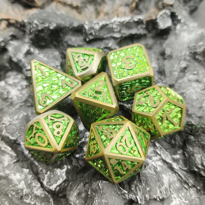 Polyhedron Dice Card Affirm card Sculpté à la main en métal Placage pratique Sharp 7 pièces