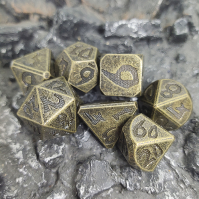 Sculpté à la main durable pour le jeu de dés polyédriques en métal polyvalent Savage World