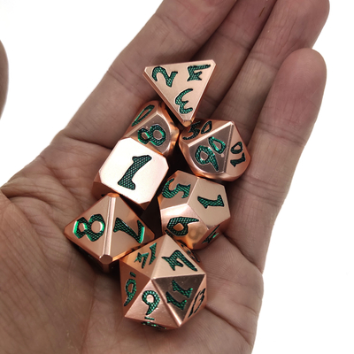 Variété de couleurs jeu de dés polyédrique tranchant métal vert métal non toxique pour jeu Rpg
