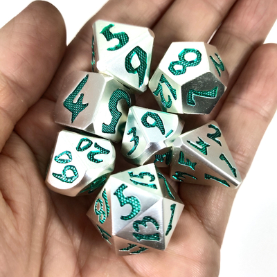 Le poids léger pour des matrices de RPG de collection a placé le jeu unique portatif de matrices en métal en métal argenté vert pour Dnd