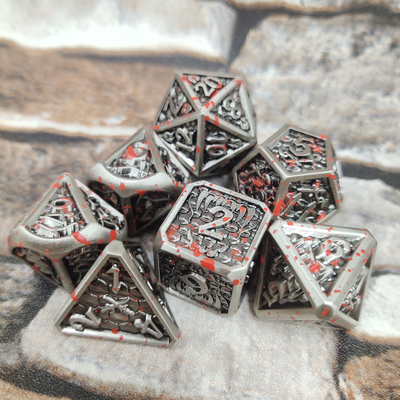 Jeu de dés polyédriques en métal faits à la main pour les jeux Rpg argent et noir
