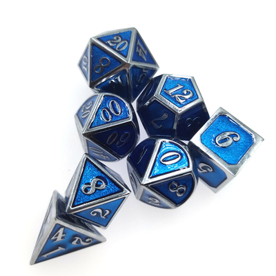 Jeu de dés polyédriques en métal Ming Sharp Edge personnalisé polyvalent