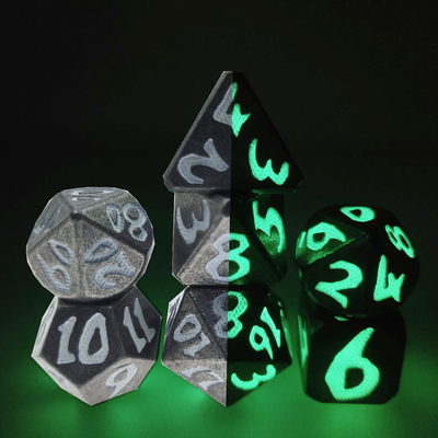 Les matrices de empaquetage de boîte-cadeau ont placé le jeu universel de rôle découpent polyèdre