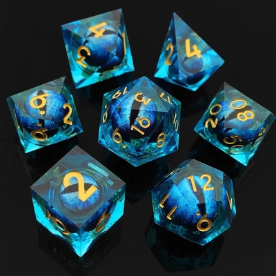 La résine de sable boueux à base de dés en résine faite à la main, un ensemble poli de 7 accessoires de jeu de rôle.