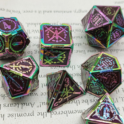 Le jeu de dés de RPG à l'épée et au métal