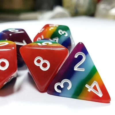 7 couches arc-en-ciel fait à la main en dés de résine Crusson And Dungeon DND#RPG