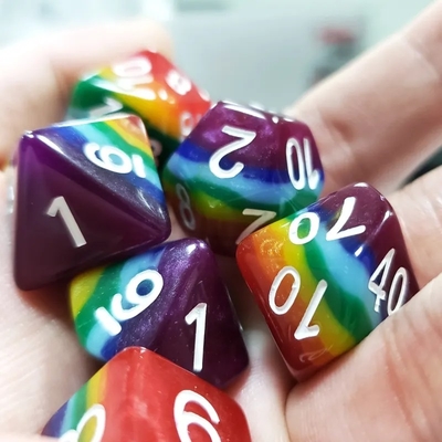 7 couches arc-en-ciel fait à la main en dés de résine Crusson And Dungeon DND#RPG