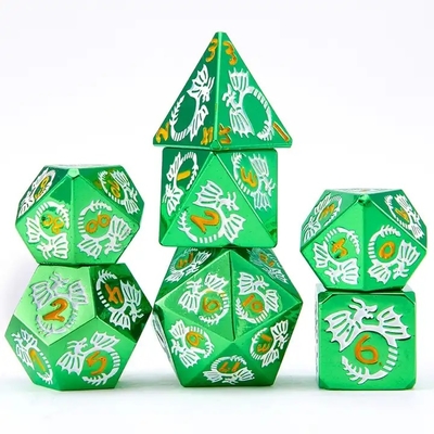 jeu de dés en métal massif à facettes multiples