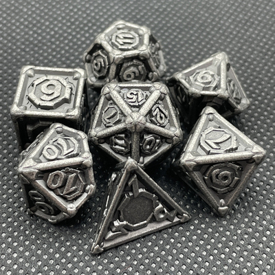 Jeu de dés personnalisé en métal multi-face