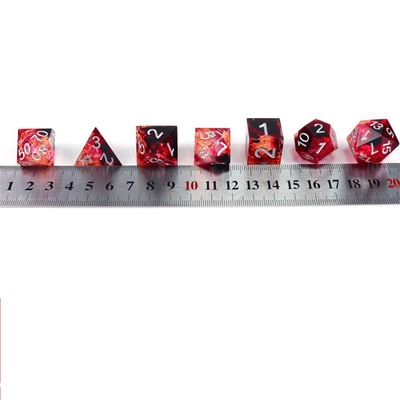Jeu de bureau multi-facettes en résine naturelle en feuille d'or rouge Dice Border Gate