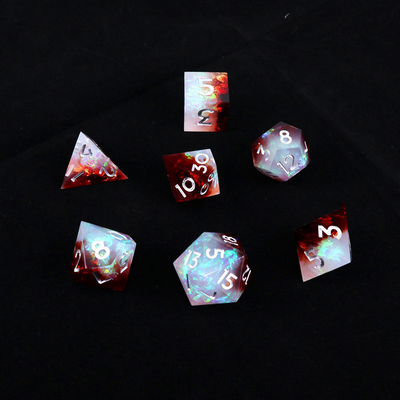 Jeux de dés de bureau de résine de minerai de fer blanc plus rouge