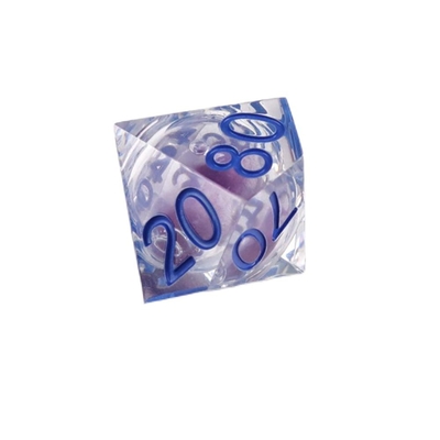 Le personnage de résine naturelle liquide violette joue un jeu de dés multi-noodle et des dés