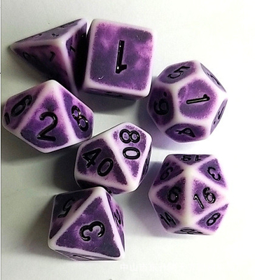 Antique, vieux fond blanc couleur résine dés jeu de bureau dnd dés