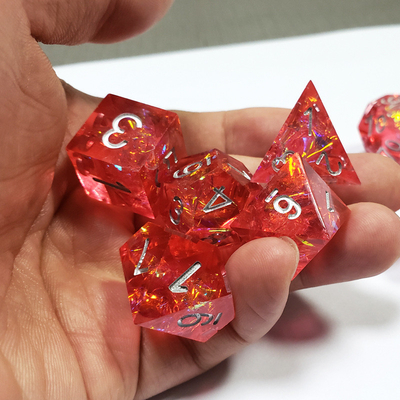 Résine rouge fantôme et feuille d'or Résine jeu de dés Dragon et donjon