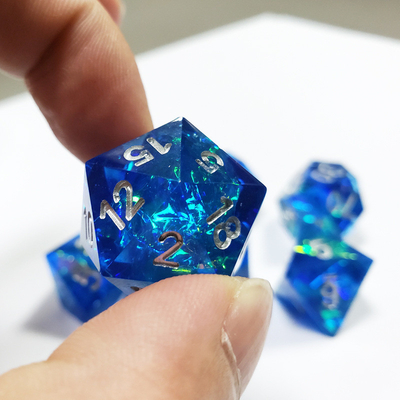 Le cœur bleu de l'océan, jeu de dés en résine cristalline, Dragon and Dungeon