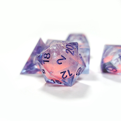 Résine de sable liquide rose à débit de résine à dés polyédrique multi - jeu de dés de tablettes à nouilles