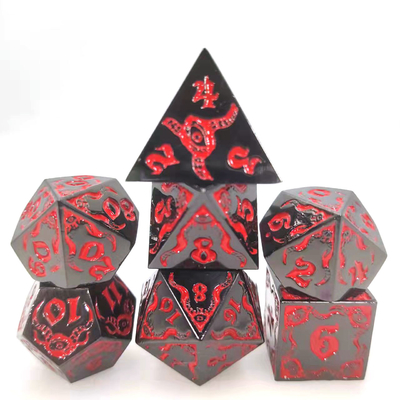 Jeu de rôle en métal avec jeu de dés multi-facettes