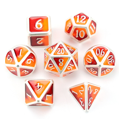 Jeu de dés en métal DND personnalisé, couleur polyédrique solide, jeu de dés en métal avec numéros en argent, utilisé pour le jeu d'échecs D &amp; D