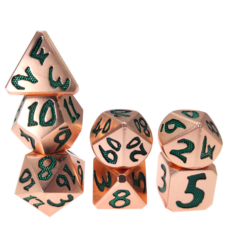 Les matrices polyèdres de matériel de dragons de cuivre vert clair de Mini Black For Dungeons And ont placé pointu léger bordé