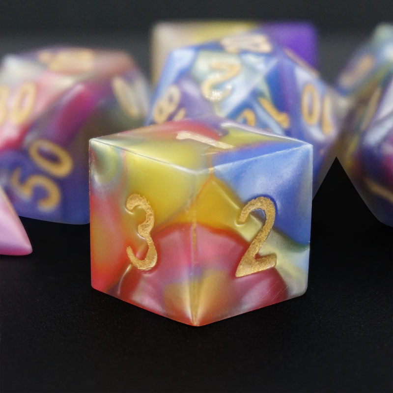 Trois couleurs de résine de marbre Rpg dés avec logo universel