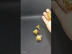 Le jeu de dés en métal creux de la fleur de Geely Dragon and Dungeon